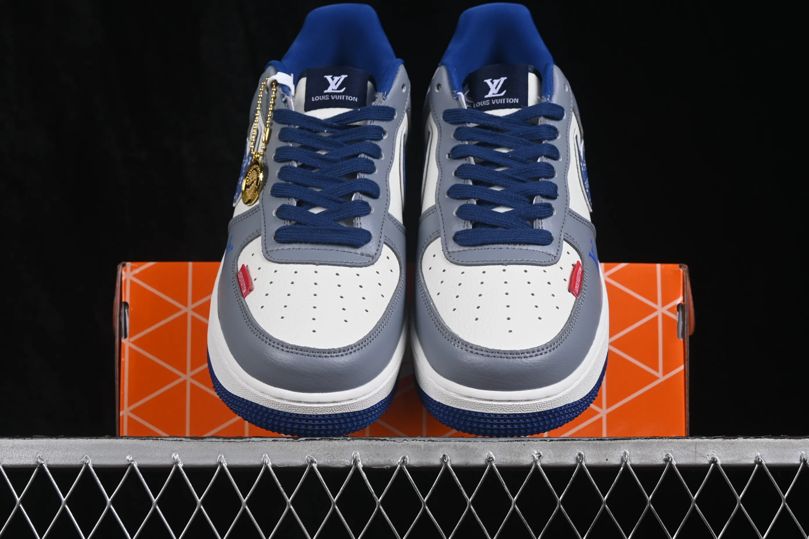 All categories Nk Air Force 1 Air Force series Nk Air Force 1 Low Air Force low-top Nike Air Force 1'07 Low joint model Air Force 1 low-top casual sneakers WY0655-106